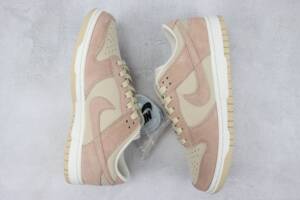 Nike Dunk Low SE
Sanddrift
